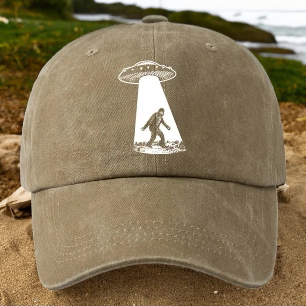 π Distressed Vintage Washed Baseball Cap Bigfoot With UFO πΈπ½π£ - Picture 7 of 13
